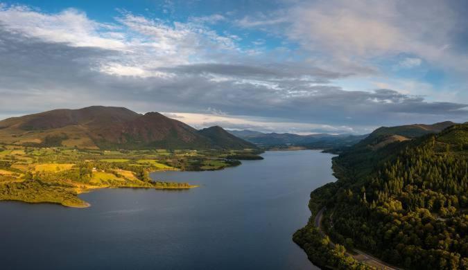 Lodge By The Lake - Lake District - Hot Tub Bassenthwaite Buitenkant foto