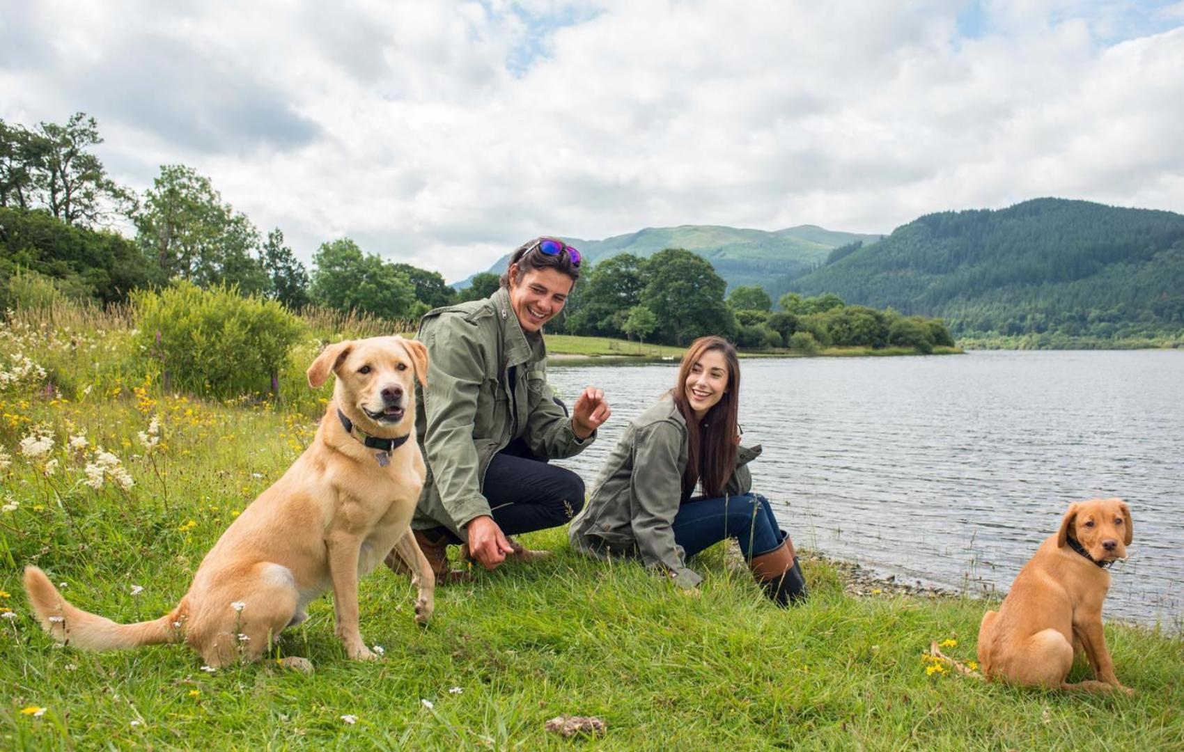 Lodge By The Lake - Lake District - Hot Tub Bassenthwaite Buitenkant foto