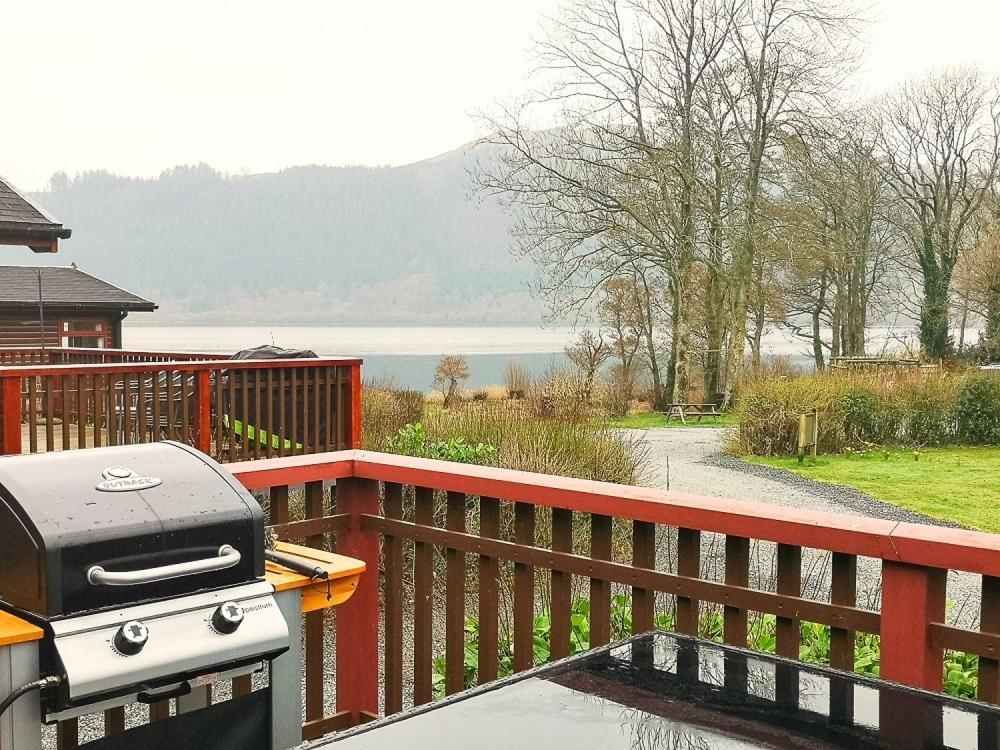 Lodge By The Lake - Lake District - Hot Tub Bassenthwaite Buitenkant foto